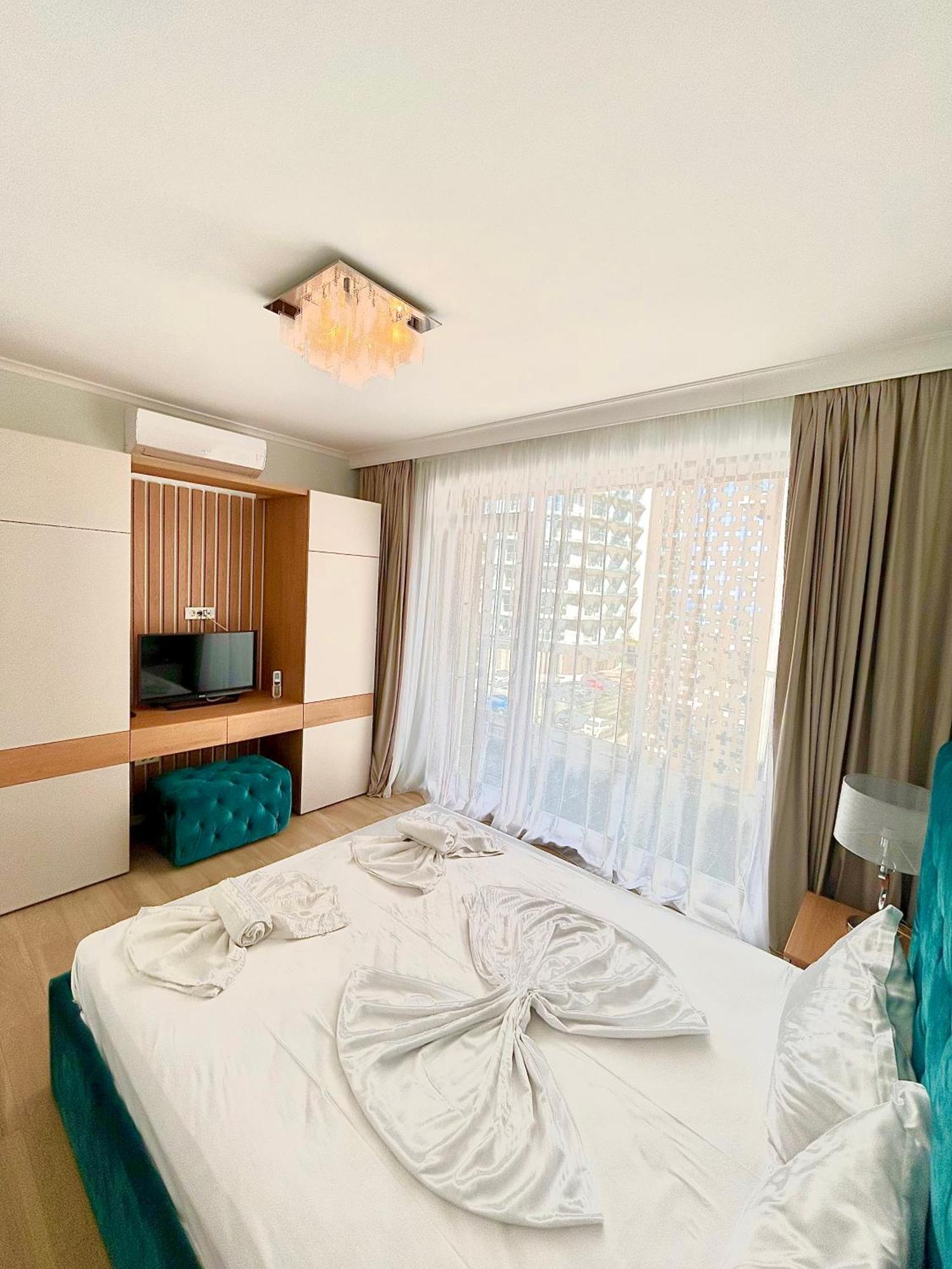 Loft Side Premium Apartments Mamaia Exterior foto